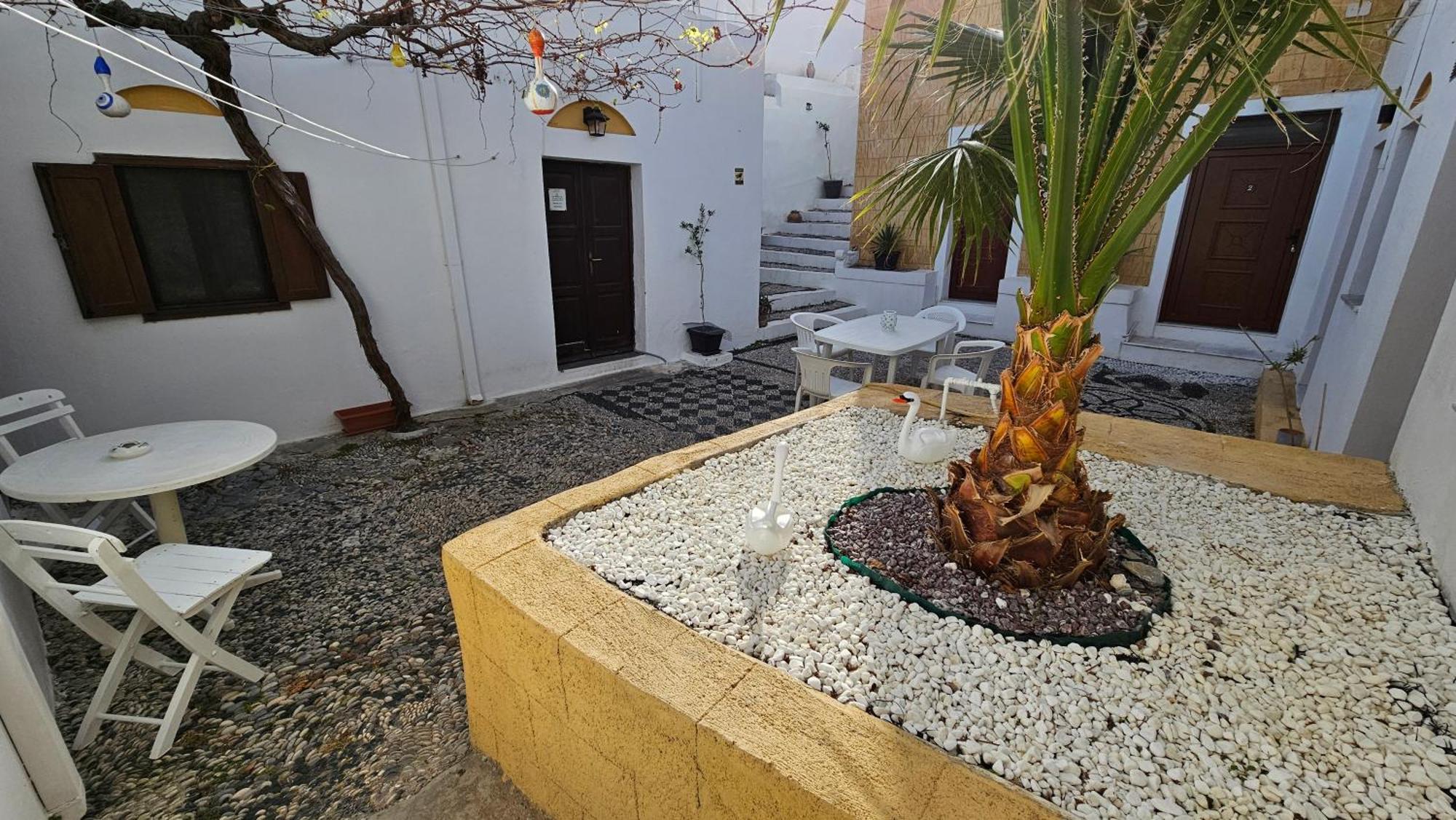 Villa Astoria Lindos Esterno foto